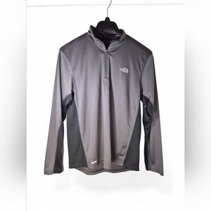 The North Face Gray & Black UltraWick Light 1/4 Zip Long Sleeve Top Size Medium